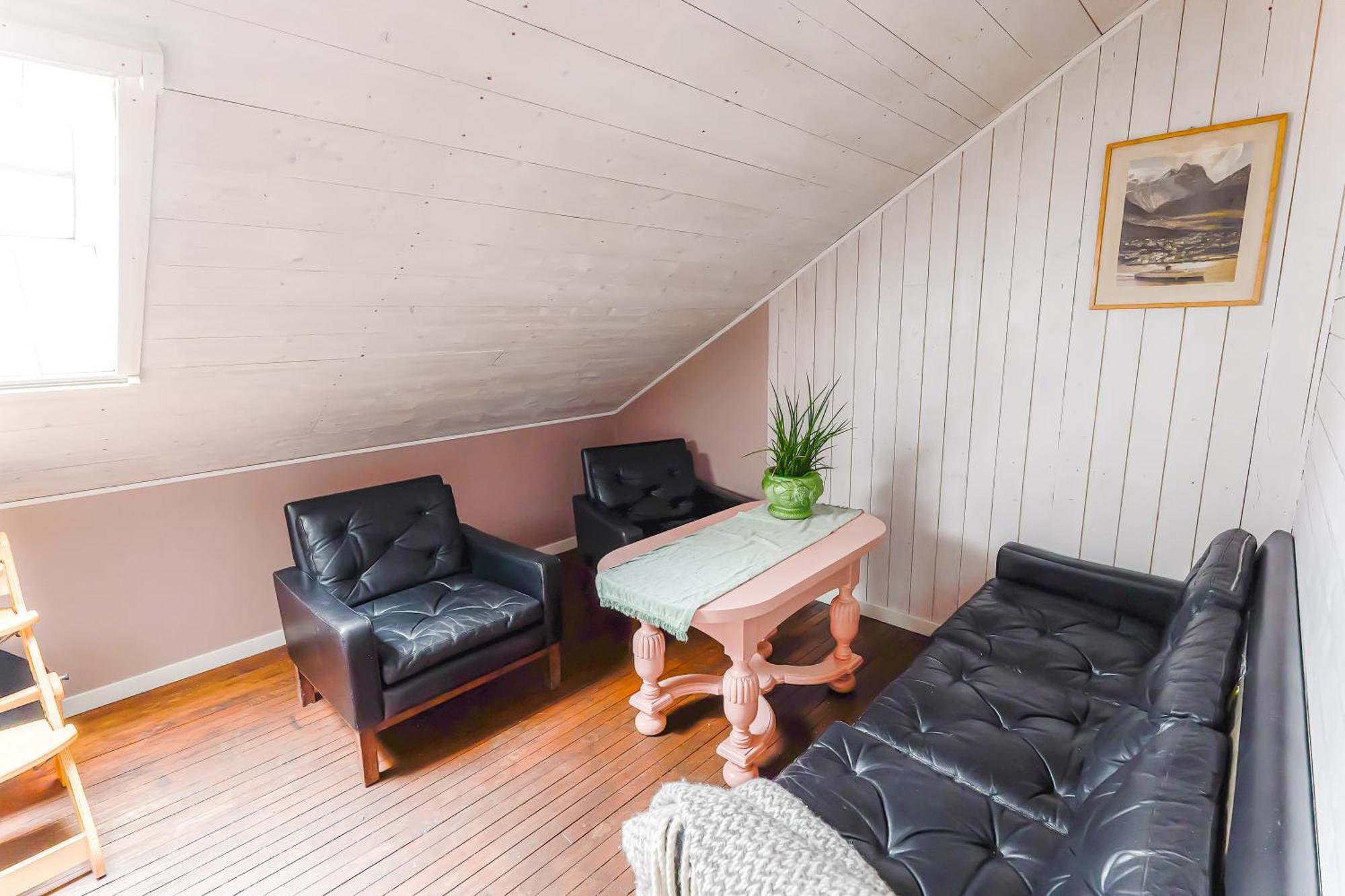 Tiglkak Hostel Andalsnes Luaran gambar